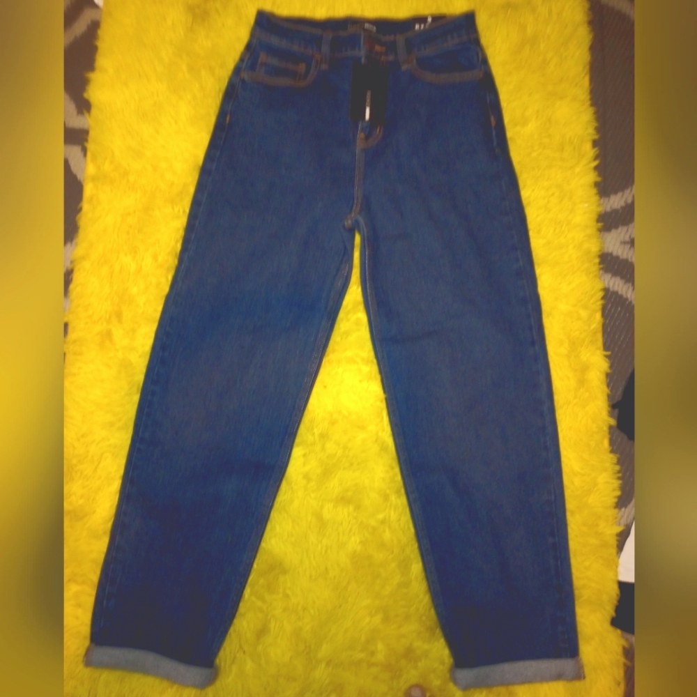 Women's jeans